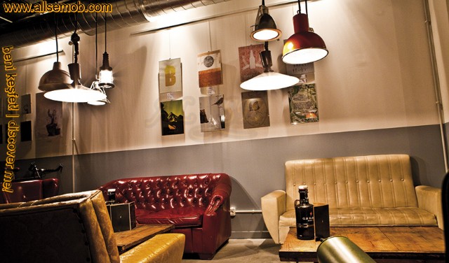Chester Koltuk Cafe Bar Restoran Tasarımı Lüks Deri Chester Dekorasyon