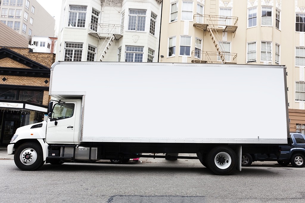 Rental Trucks for Transporting Furniture in Dallas